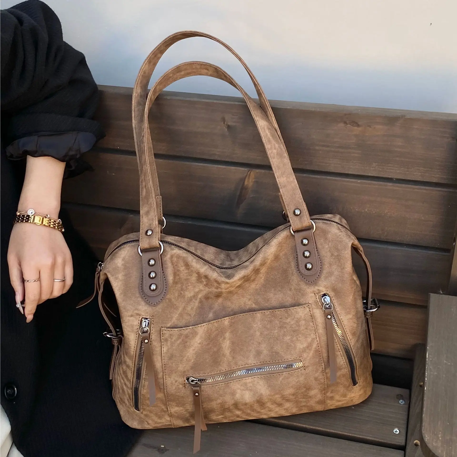 

Роскошная дорожная сумка через плечо 2025 года, просторная сумка через плечо, женская универсальная сумка-тоут «день-ночь», минималистичная сумка-слинг, текстурированный верх