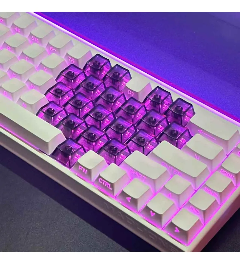 Double spell transparent love keycap side engraved light transmission adaptation made68 steps from ACE60 to the front X87