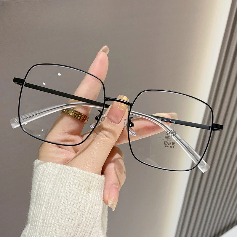 Ultra Light Large Frame Gold Wire Anti Blue Light Glasses Anti Radiation Simple Style Anti Fatigue Computer Glasses for Women