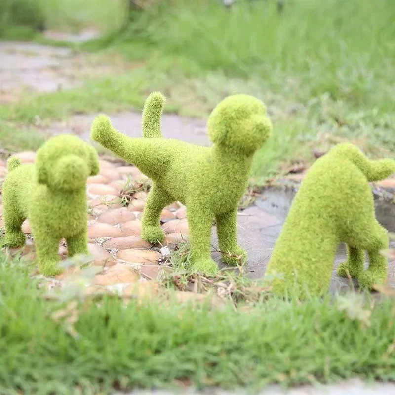 Decorative Peeing Dog Topiary Outdoor Topiary Simulation Flocking Dog Without Ever a Finger to Prune or Water Decorative Pet