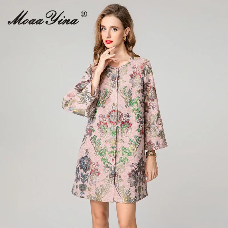 

MoaaYina 2025 autumn and winter women's new fashionable round neck long sleeved jacquard nail bead windbreaker coat