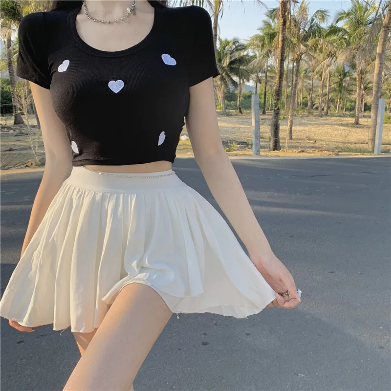 Embroidery Heart Design Crop Top Korean Popular Casual All-match Short Sleeve Tee High Street New Summer Tops Sexy