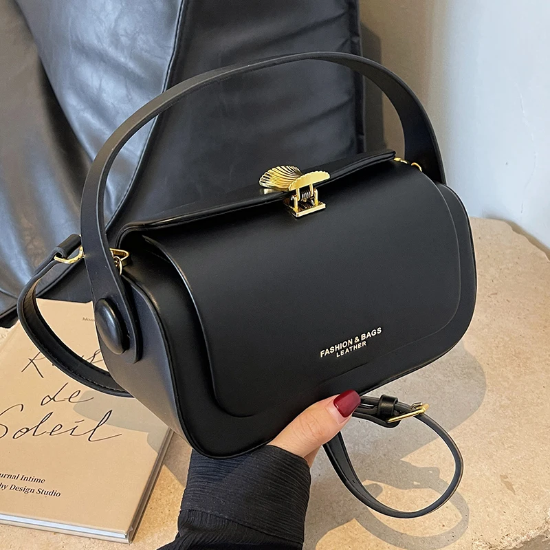 Klasyczna czarna torba na ramię damska wszechstronna Retro Crossbody kwadratowe torby 2025 nowe teksturowane skórzane torebki z klapką o dużej pojemności