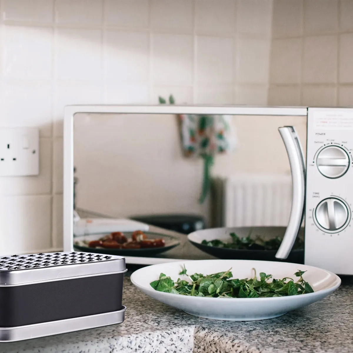 

BESTonZON Stainless Steel Cheese Grater Box with Non Base Zester Detachable Container for Vegetables Ginger Potatoes Slicing