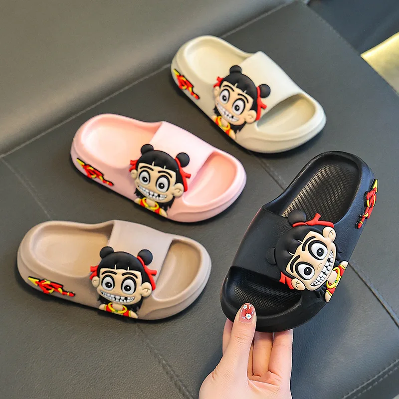 

New Home Non-slip Soft Sole Children's Slippers Boys Summer Indoor Home Sandals Soft EVA Material Waterproof Cartoon Shape