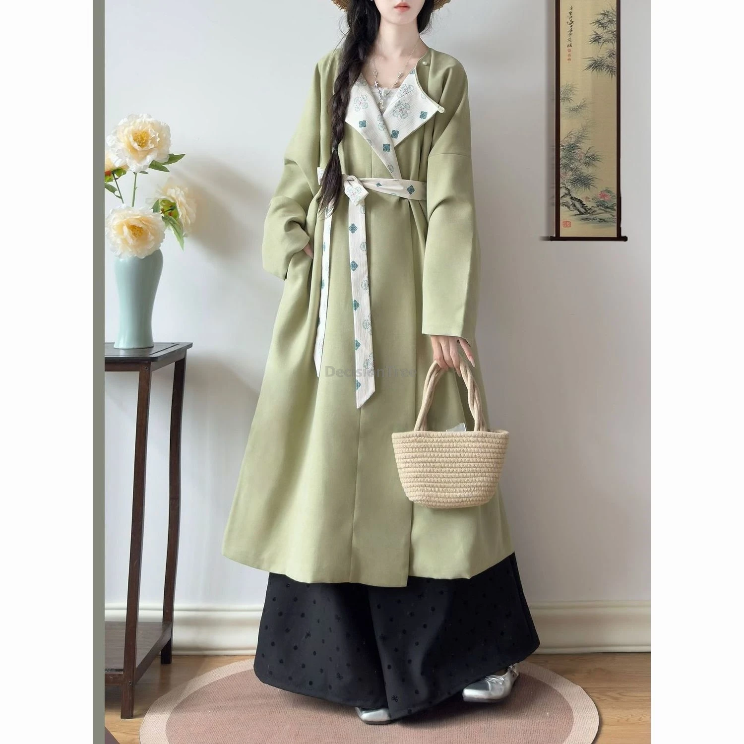 

2025 Тан женское модное пальто ханьфу в стиле ретро с лацканами, китайское пальто хань с элементами, повседневное утепленное зимнее пальто, элегантное популярное ханьфу