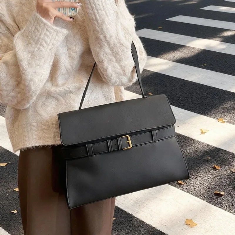 

Универсальная сумка-ракушка Майяра с цветочным акцентом Сумка через плечо под мышками для повседневного использования Изысканная сумка