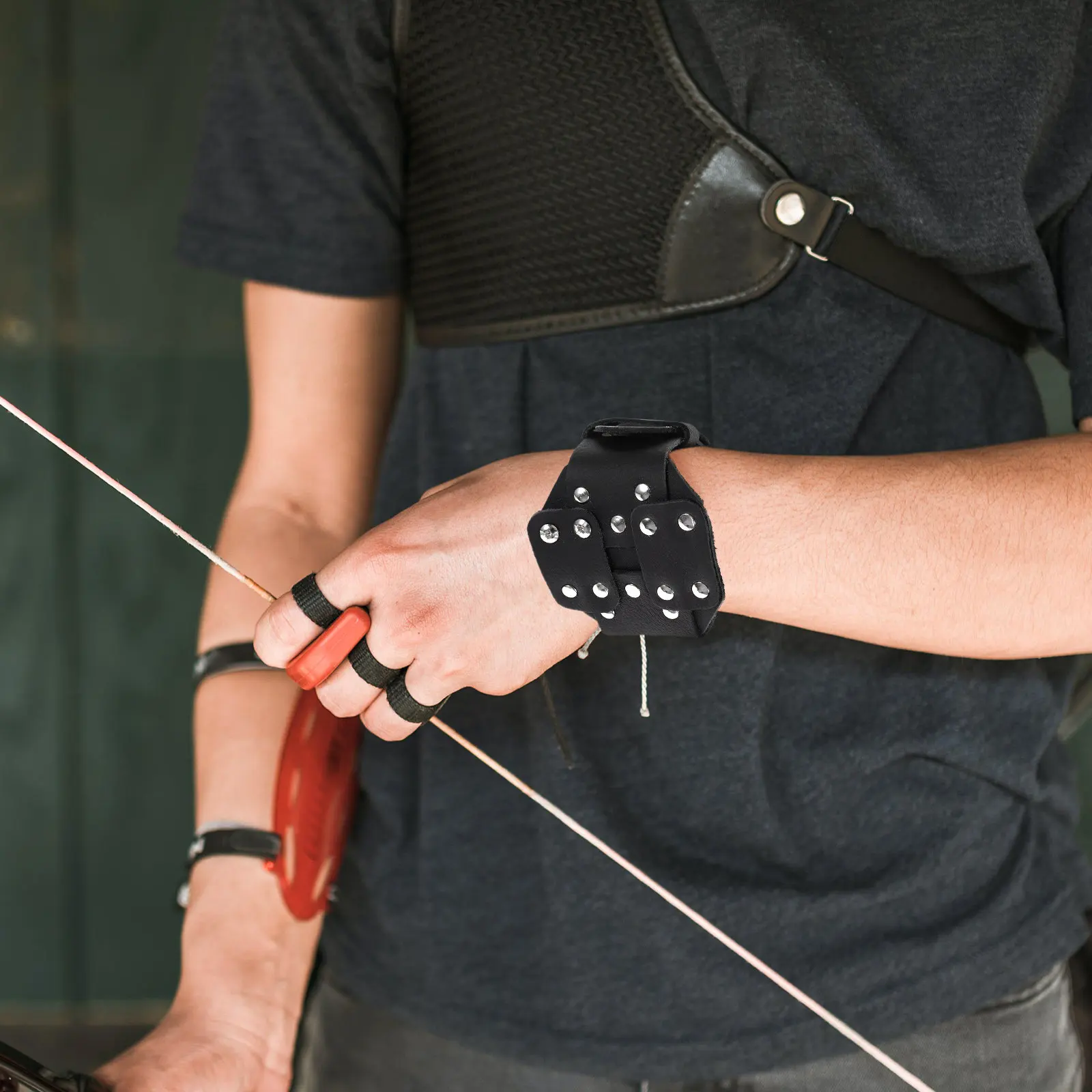 

2Pair Fishing Durable Adjustable Wristband for Outdoor Fishing Hand Protection Lightweight Portable Bowfishing