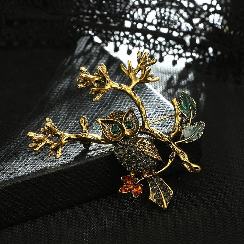 New Vintage Rhinestone Branch Owl Brooch Halloween Animal Bird Brooch Women's Coat Accessories Party Brooches for Women