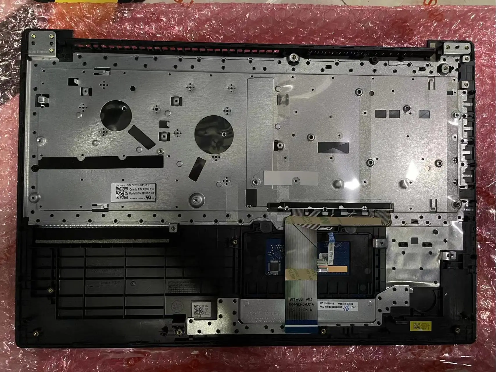 NOWE Do laptopa Ideapad 330-15ICH: Tylna obudowa LCD, Przednia ramka, Palmrest, Klawiatura, Dolna obudowa, Zawiasy, Pokrywa, Obudowa, Czarny, 15.6 cala — zdjęcie produktu 5