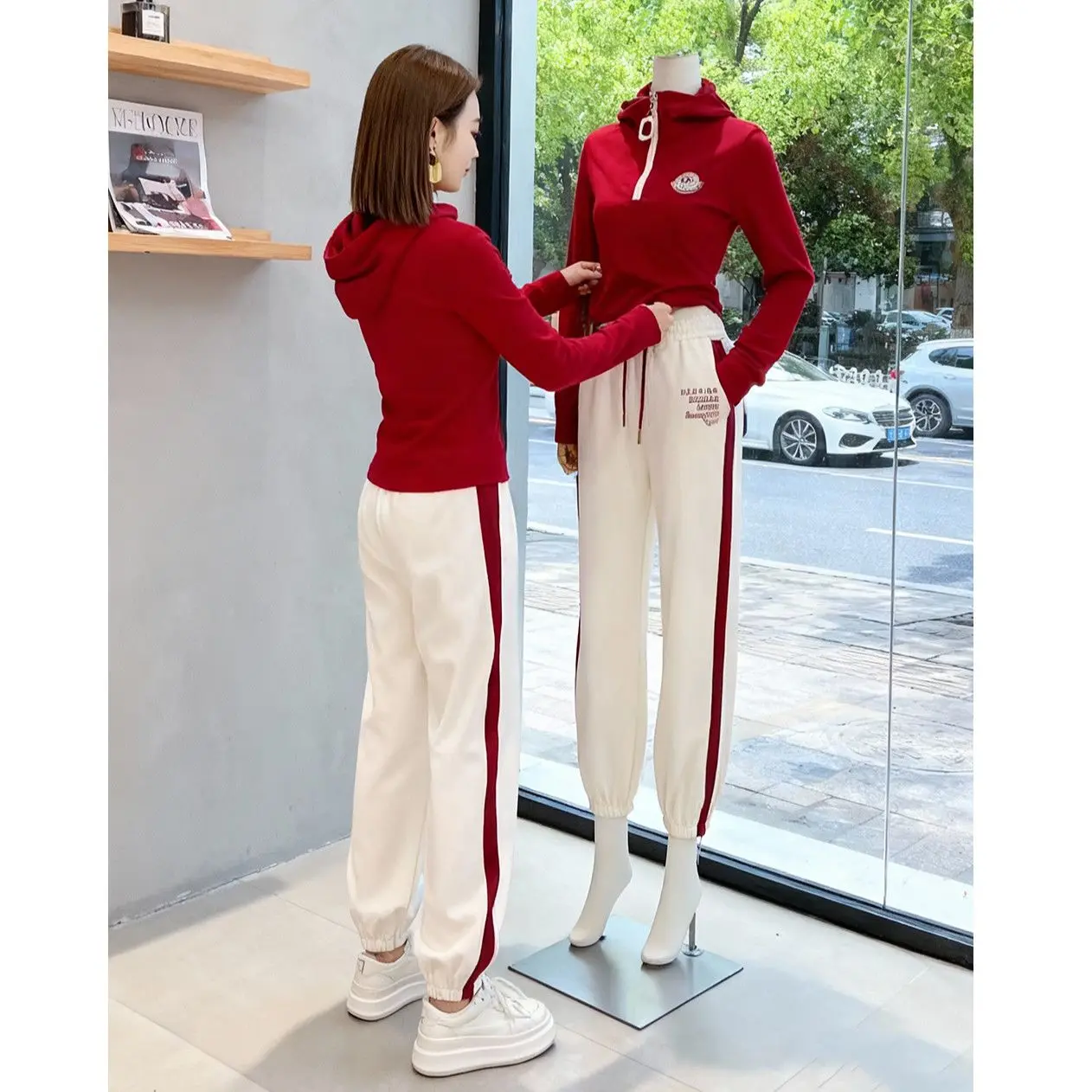 여성 캐주얼 티셔츠 세트 가을 겨울 스포츠 안티에이징 투피스 세트 젊어 보이는 동양 스타일 바지