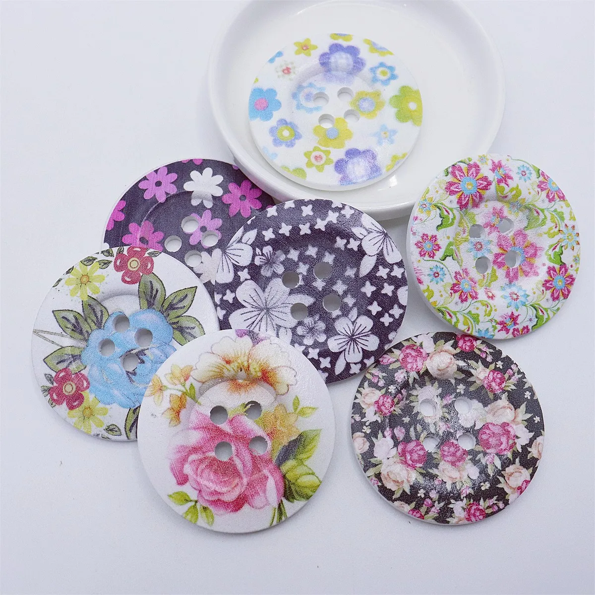 5pcs 50mm/2inch Large Wood Painted Flower Buttons Round Sewing 4 Holes Embellishments Cardmaking Scrapbooking Bag Decorations