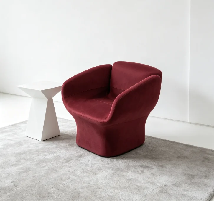 #Elegant Burgundy Single Lounge Chair, Sculptural Curved Design with Plush Velvet, Perfect for Elevating Home Decor