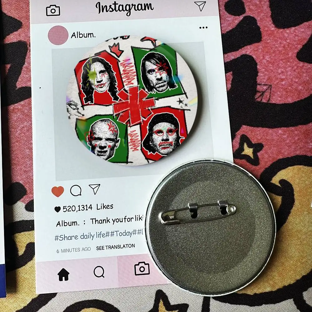 R-Red Hot Chili Peppers Badges 25 32 44 58 75 mm Round Fans Collect Friends Gifts Brooch Souvenir