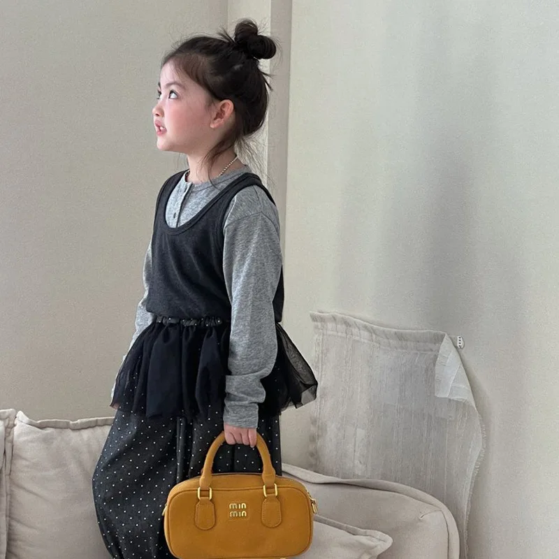 Girls Spring New Solid Color Long Sleeve Top Tank Top 2026 Fart Curtain Dot Casual Pants Three Piece Set