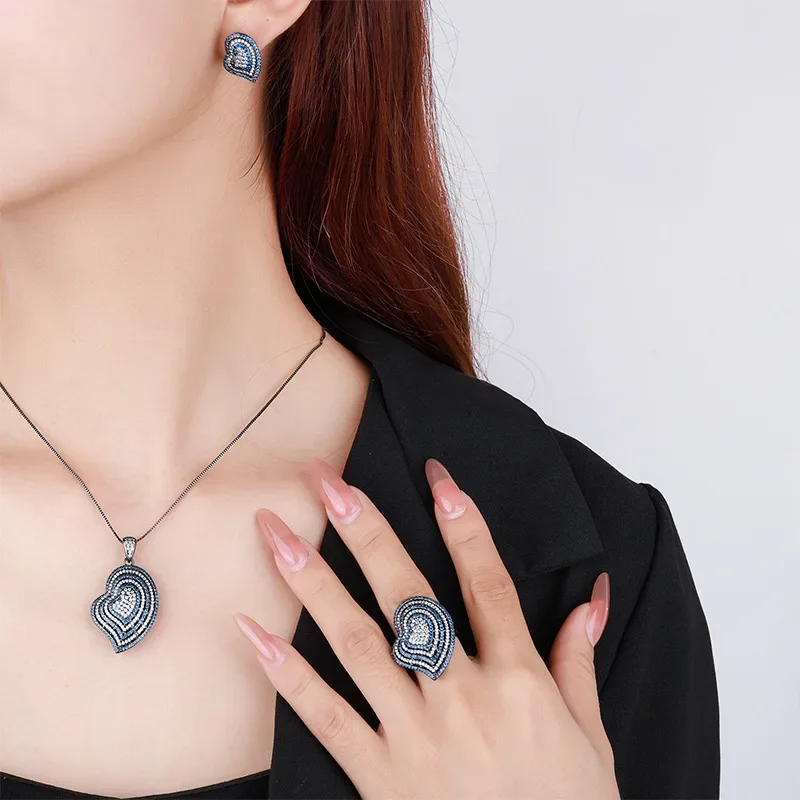 

S925 Silver Plated 18K Gold Plated PT950 Platinum Blue Spindle Heart-shaped Full Diamond Black Gold Set Women's Jewelry