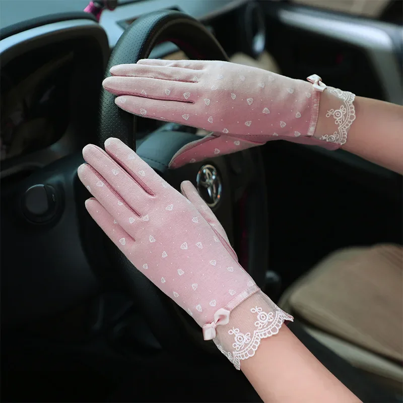 Сексуальные летние женские солнцезащитные перчатки с УФ-защитой, короткие солнцезащитные перчатки с жемчужными цветами, тонкие ледяные шелковые кружевные перчатки с сенсорным экраном, вискозные перчатки для вождения