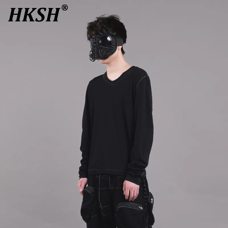 

HKSH Spring Autumn New Men's Tide Punk Tees Waste Land Cotton Thread Spiral Sleeve V-neck Long Sleeve T-shirts Chic Dark HK1978