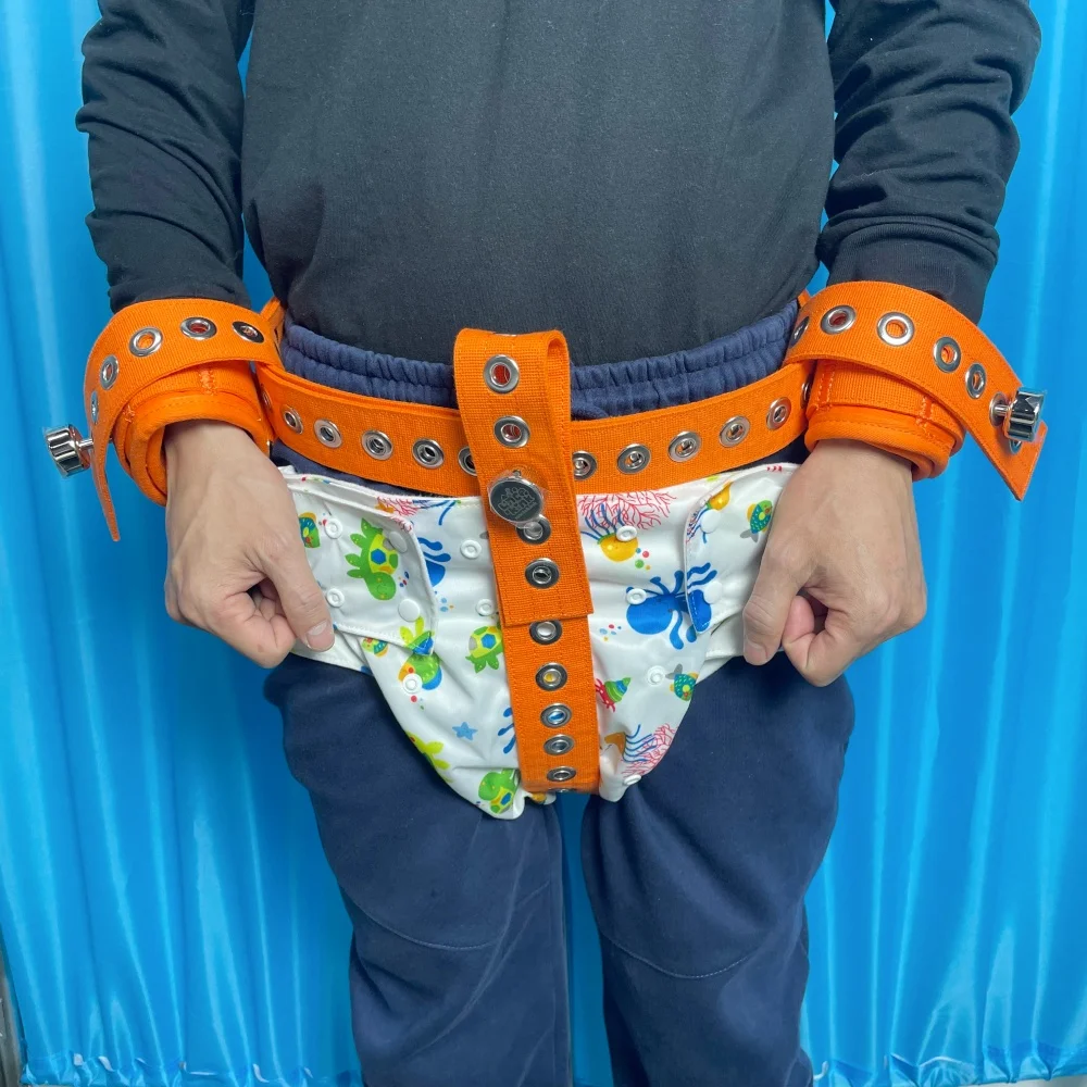 

Adjustable Waist & Wrist Safety Restraint Set Removable Cuffs Diaper Anti-Off Belt for Incontinent Elderly Patient Care Hospital