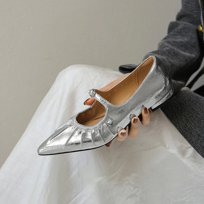 NEW Spring/Autumn Women Pumps Split Leather Shoes Women Pointed Toe Low Heel Shoes Shallow Pleated Buckle Strap Mary Janes Shoes