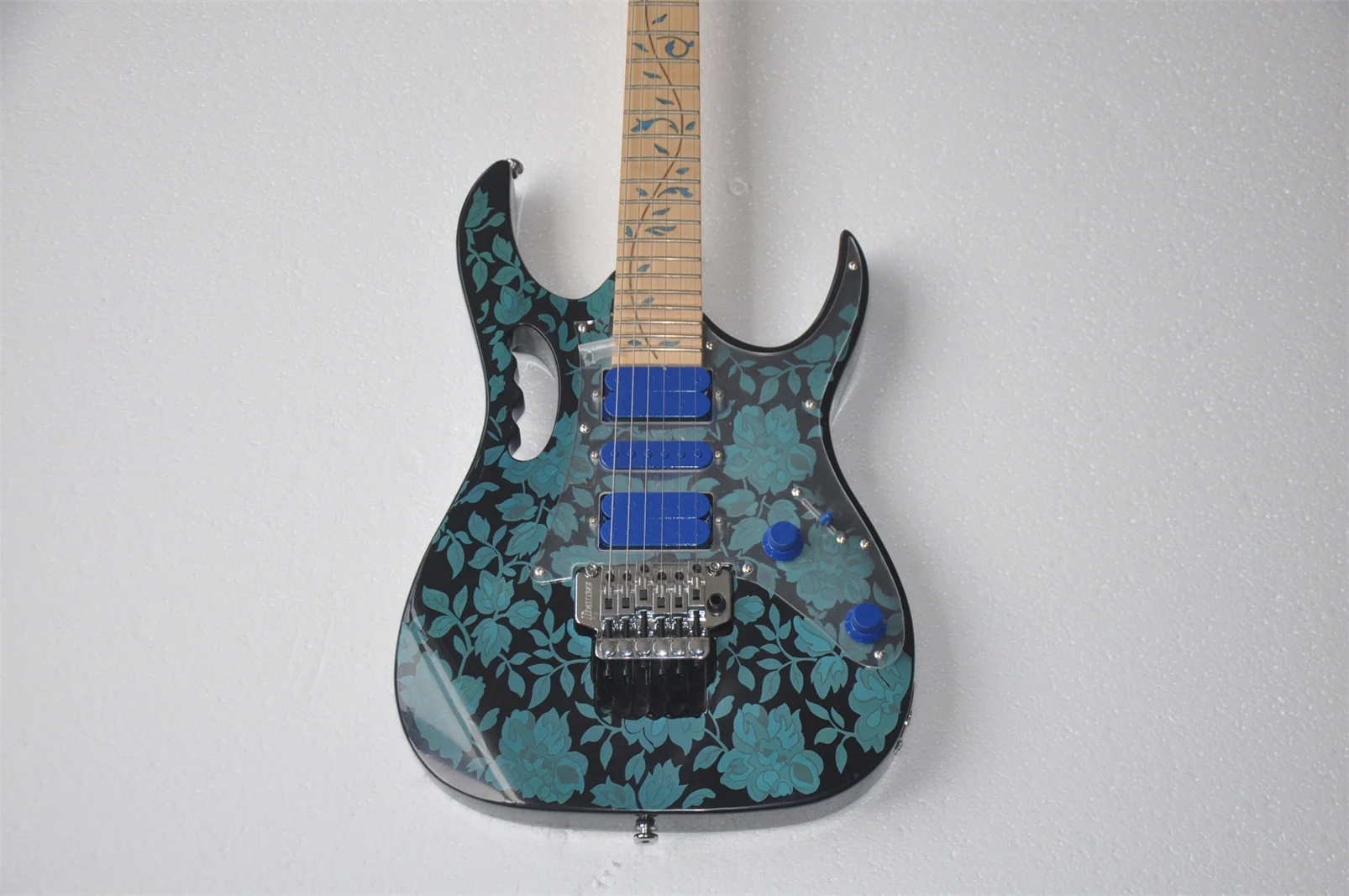 factory custom New JEM77P Blue Floral Pattern Electric guitar Floyd Tremolo bridge in stock 725