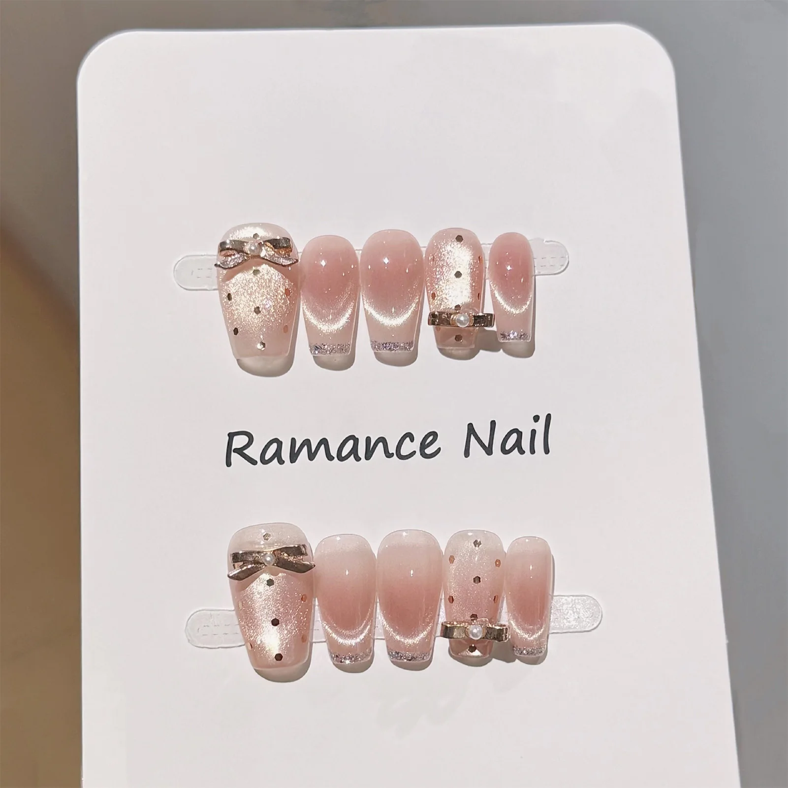 

10 шт., ручная работа, накладные ногти телесного цвета розового цвета, балетные накладные ногти, глянцевый дизайн кошачьих глаз, полное покрытие, накладные ногти, декор с бантом