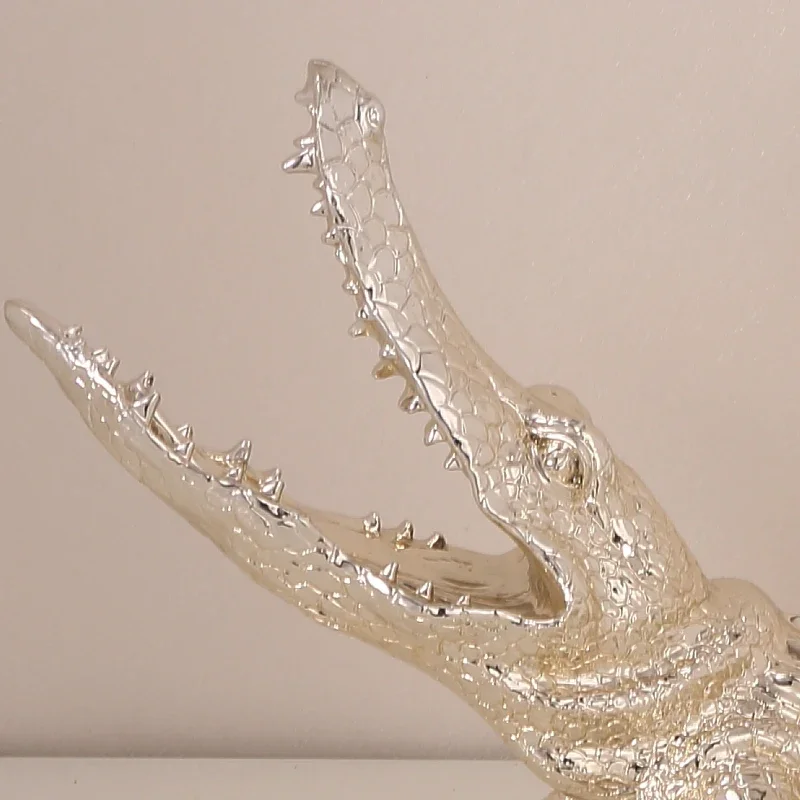 l*-Nordic Room Decor, Crocodile Sculpture, Animal Statue, Living Room Office Artwork Desktop Decoration, Resin Crafts ,Creative