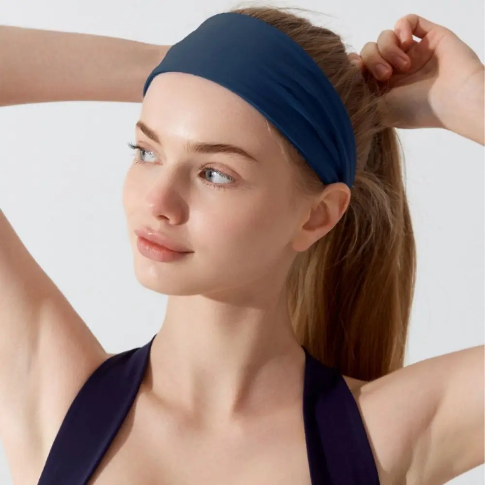 عصابات رأس للتمرين ممتصة للرطوبة للنساء غير قابلة للانزلاق وقابلة للتنفس وقابلة للتمدد سريعة الجفاف رباط شعر رياضي نسائي مرن