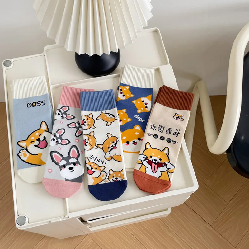 

New model Boneless socks female Korean tide tube socks all kinds of Japanese tube socks cute cartoon dog pattern