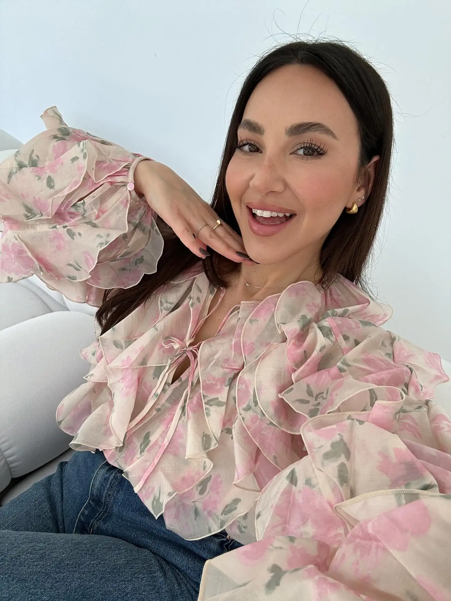 

HH Women's Elegant Floral Printed Blouses Long Sleeves Lace-up Round Neck Cascading Ruffle Edges Summer Fashion Shirts