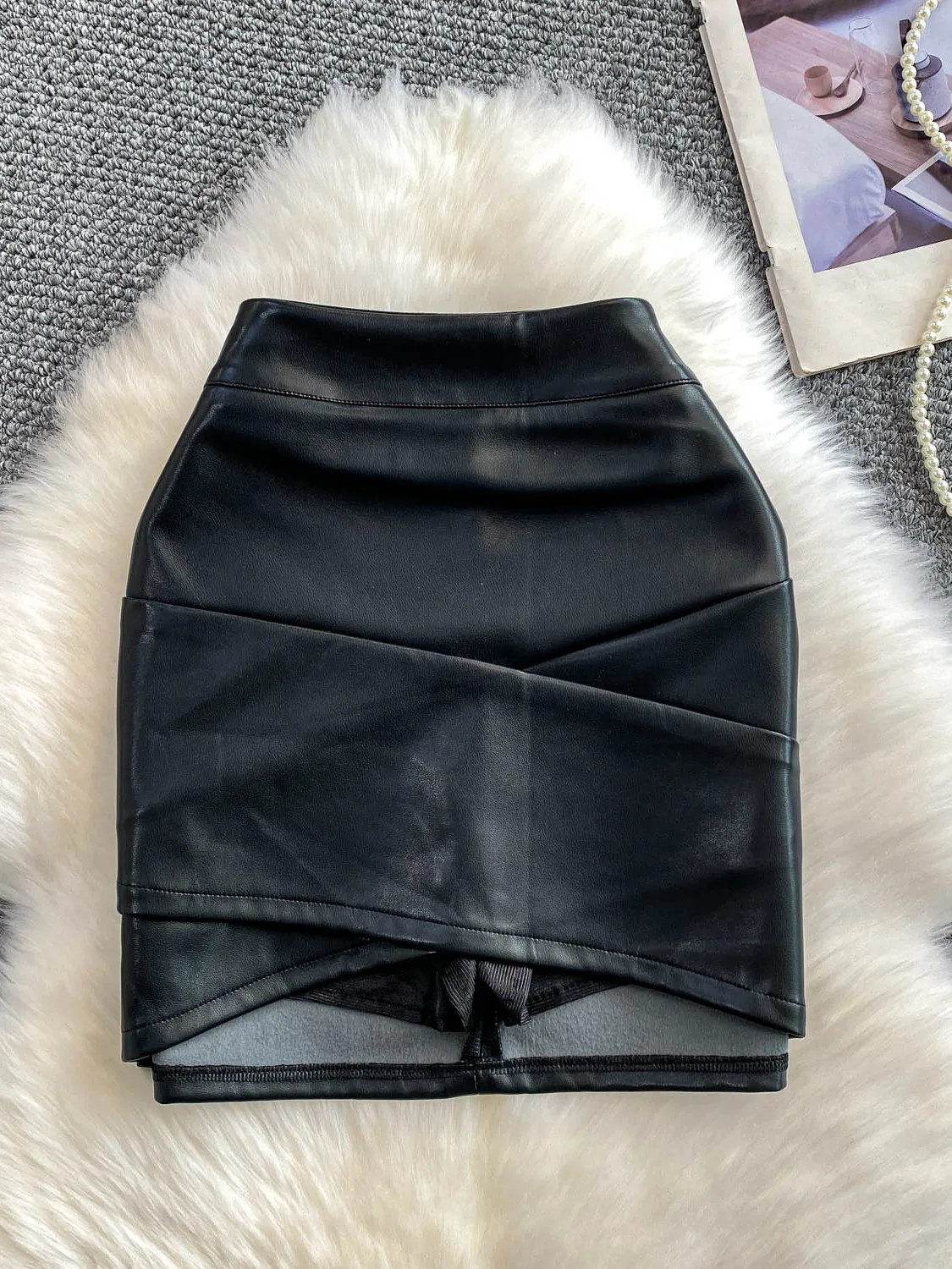 

Bla PU Leather Skirt Women's High Waist Slim Fit Pleated Asymmetrical Bodycon ort Skirt Trendy Commute Sle