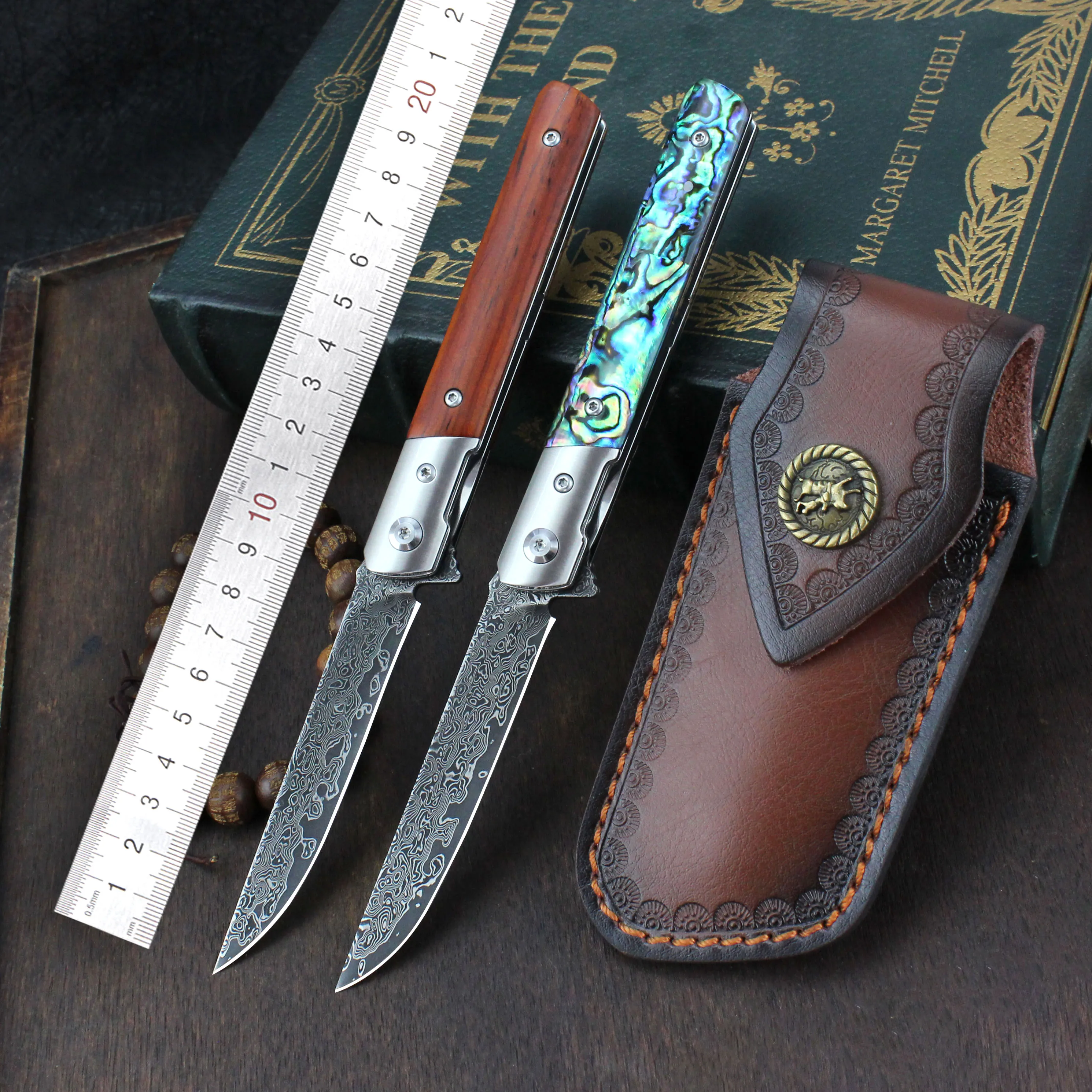 Folding Knife Damascus VG10 Steel 60HRC High hardness Wood Handle Outdoor Hunting Camping Utility Knives Tools