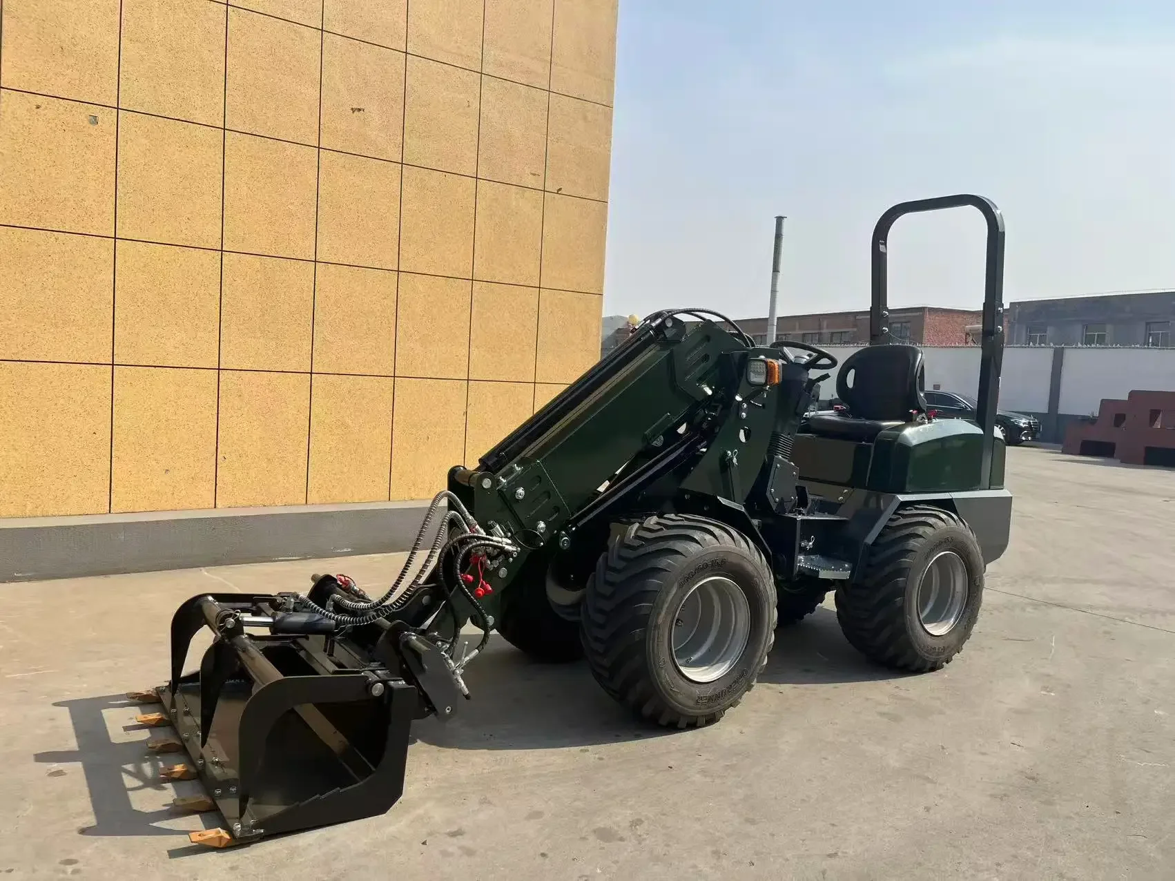 

Телескопический погрузчик для строительной площадки, телескопический погрузчик для ландшафтного дизайна на продажу