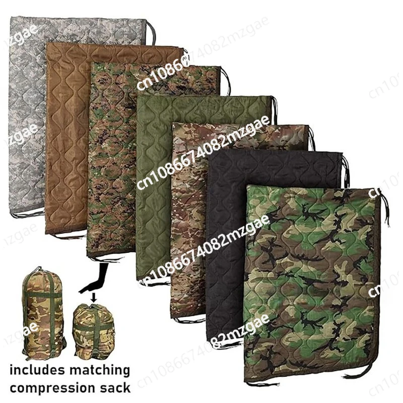 Camouflage Camping Blanket Foldable Portable for Lunch Break Lightweight Warm with Zipper Convertible to Sleeping Bag
