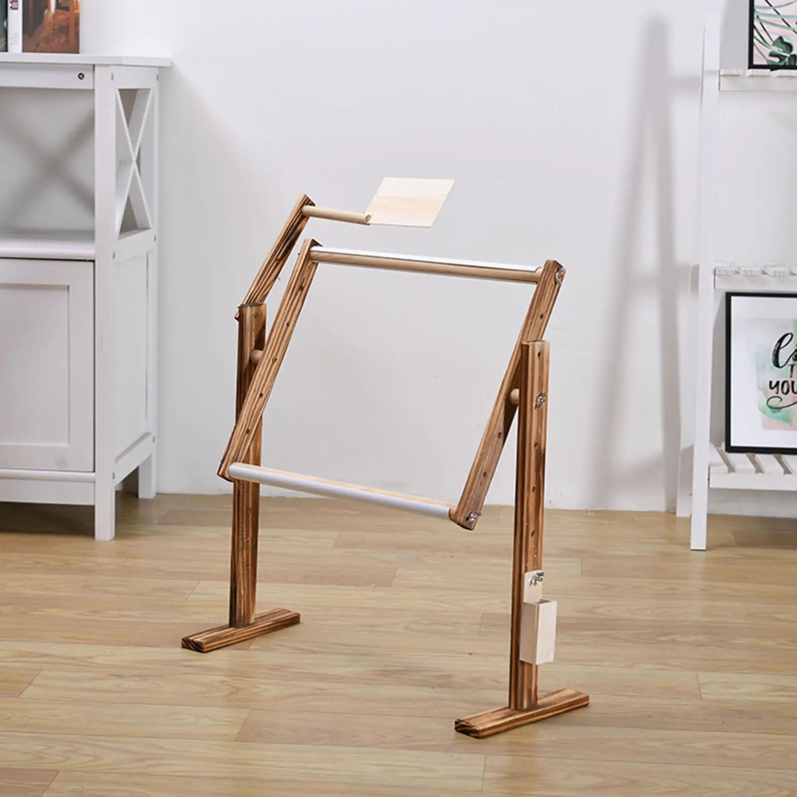 

Настольная подставка для вышивания крестиком из массива дерева с поворотом на 360 градусов для рукоделия