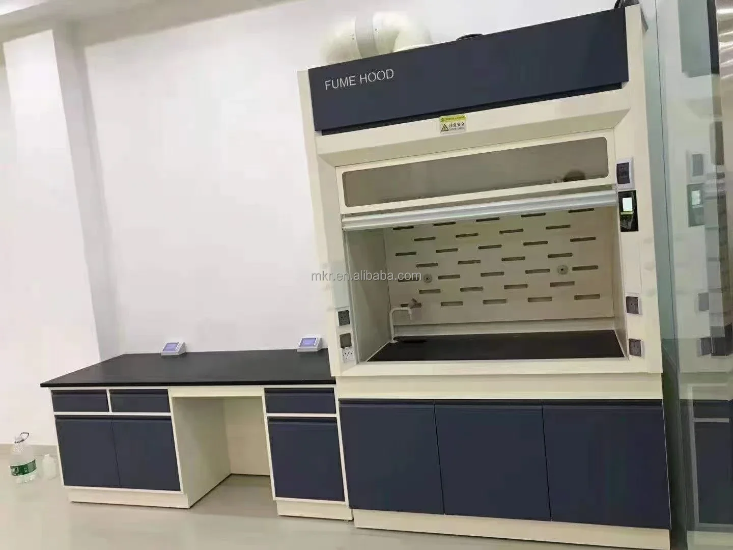 High Quality Lab Furniture Biosafety All Steel Gas Extractor Ductless Safety Cabinet Fume Hood For Chemistry