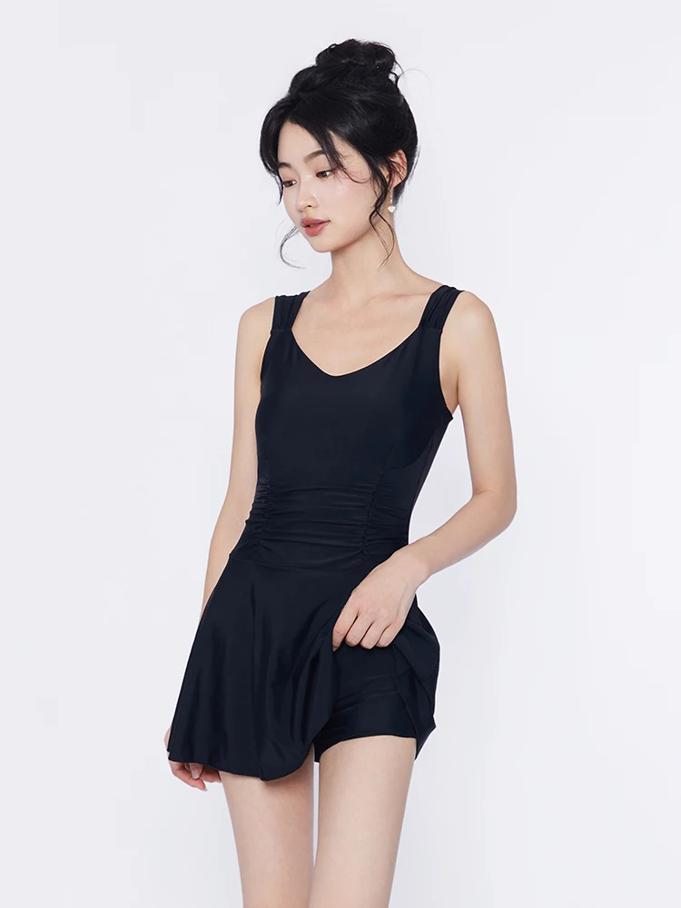 2026 New Style Slimming One-Piece Swimsuit for Girls Flat-Bottomed Strap Backless Meat-Covering Professional Conservative Design