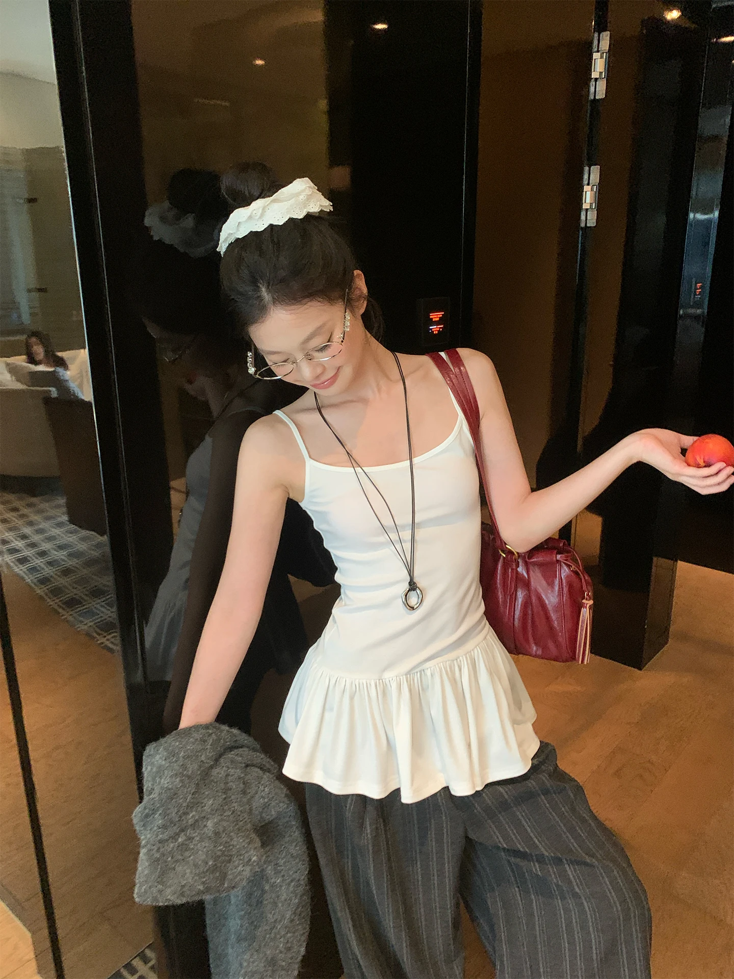 

Белая облегающая майка-топ для женщин, корейский стиль, многослойная, весенняя, тонкая, базовый слой