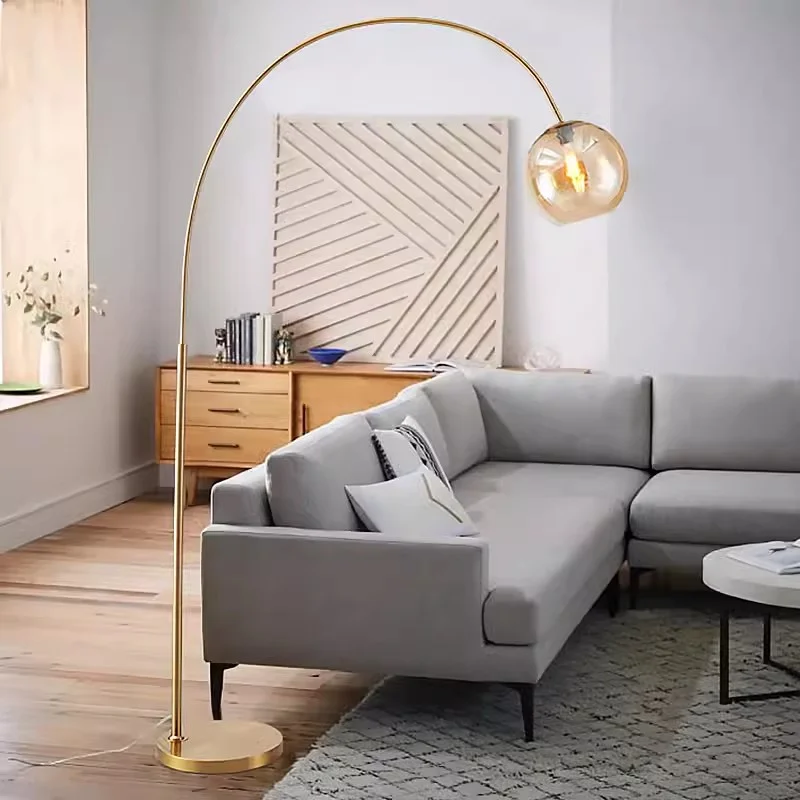 Nowoczesny minimalistyczny lampa wędkarska Nordic Sofa do salonu studiuje kreatywne światło podłogowe luksusowe pionowe lampy podłogowe do kawy