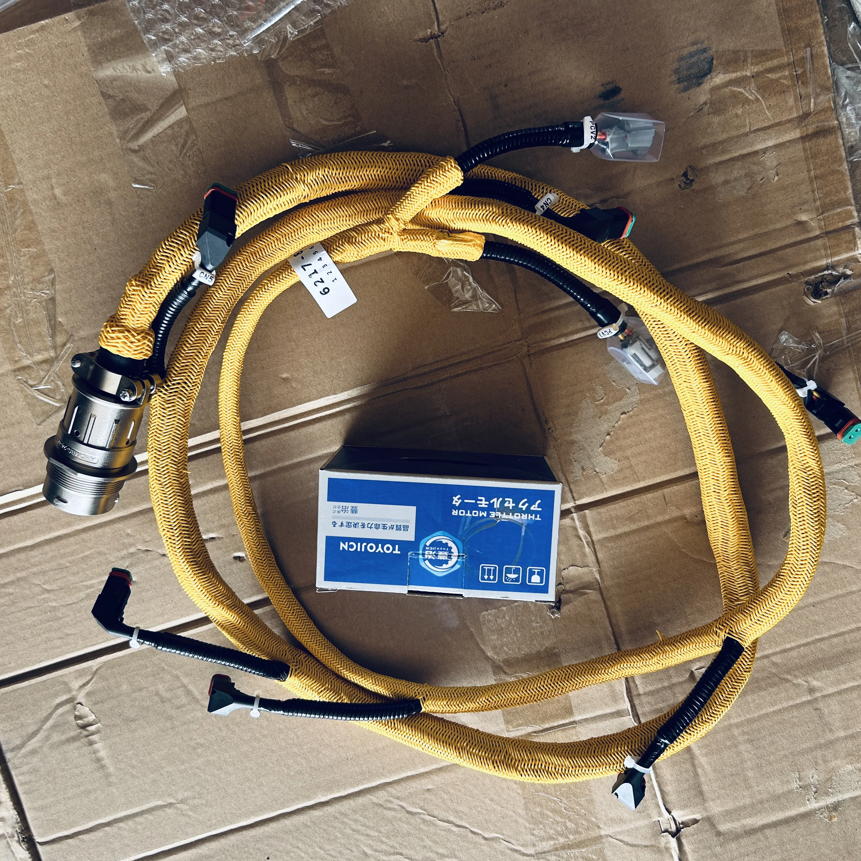 6217-81-8731 High Quality Pc800-7 600-8 850-8 1250-7 Aging Resistant Excavator Harness 6217818731
