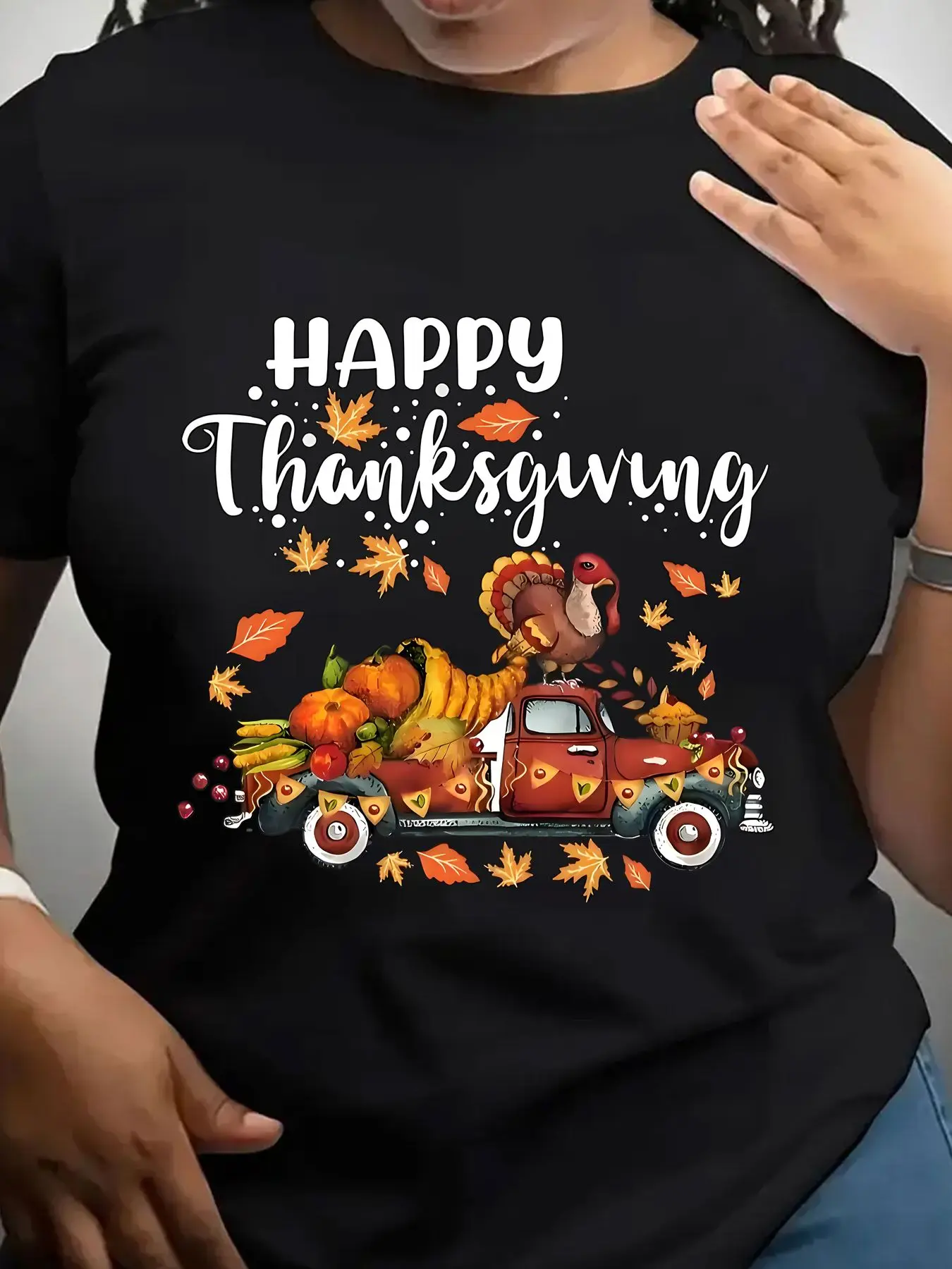 Women's Trendy Crew Neck T-Shirt Happy Thanksgiving Truck Design Suitable for Casual Sportswear