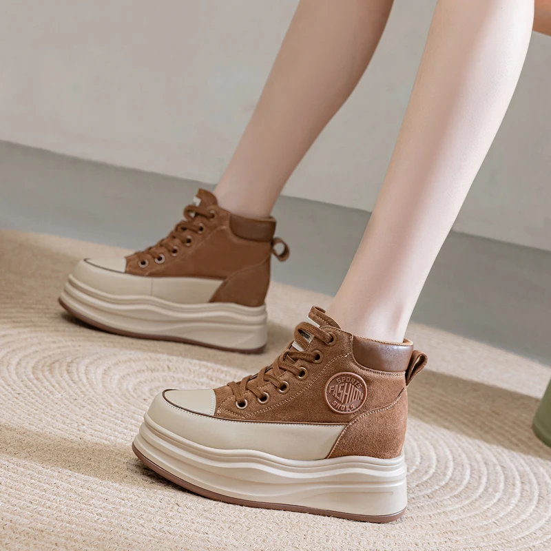 8 سنتيمتر منصة أحذية رياضية للنساء عالية أعلى أحذية إسفين كعب حذاء من الجلد النساء حذاء كاجوال أحذية رياضية سوداء أحذية مشي