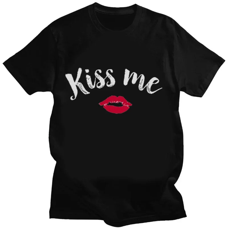 Funny Birthday Gift Blazing Red Lips Kiss Me T Shirt Streeter Fashion Couple T-shirt Casual  Women Men Clothing Tees Tops