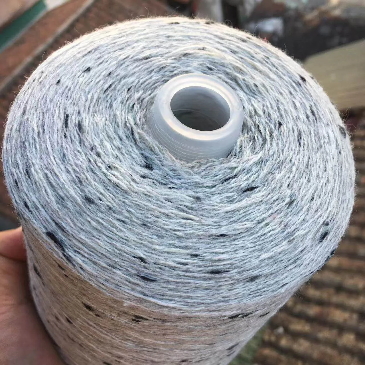 

Rare Brand Yak Mohair Yarn Soft Warm Color Dot Not Easy to Ball Hand Knitting Fabric for Clothing Accessories