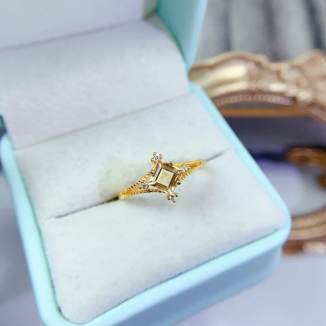 S925 Sterling Silver Ring Features A Natural Topaz Luxurious Fashionable Piece of Jewelry for Her Designed By A Designer