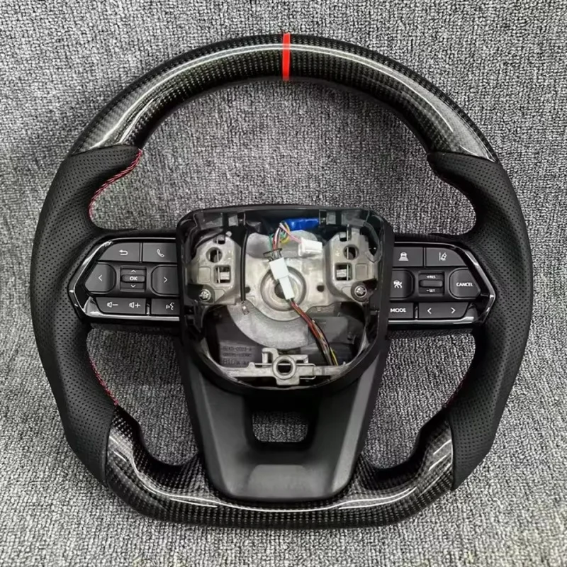 Customized Carbon Fiber Leather Car Steering Wheel For Toyota Land Cruiser LC200 LC300 LC70 FJ200 Highlander Steering Wheel