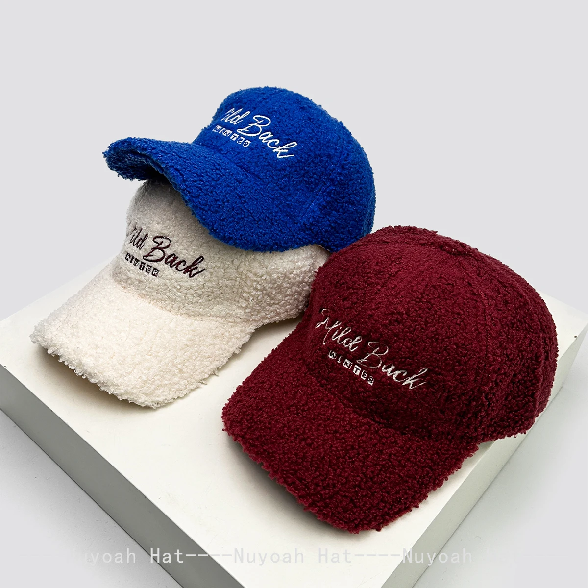 

New Men Women Lamb Fleece Letters Embroidery Baseball Hats Sunshade Korean Warm Peaked Caps Outdoor Versatile Casual Fashion ins