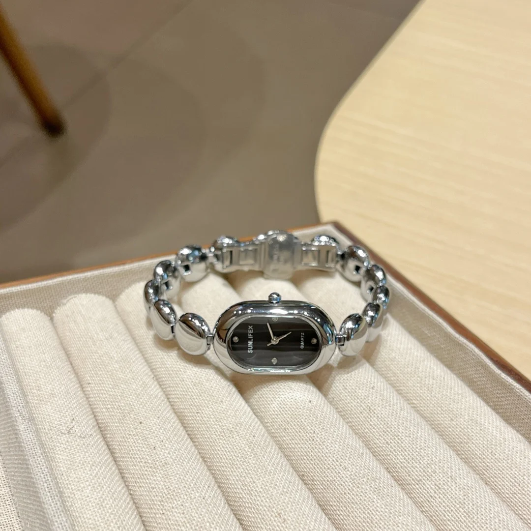 SUNLIFEX Fashion Brand Wrist Watches Woman Stainless Steel Creative Gold Strap Quartz Watch Fashion Lady Dress Jewelry Relogio