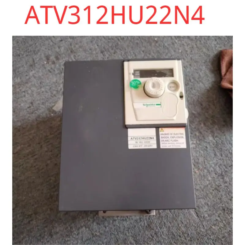 

Second-hand test OK Inverter, ATV312HU22N4, 2.2KW 380V, with good functions