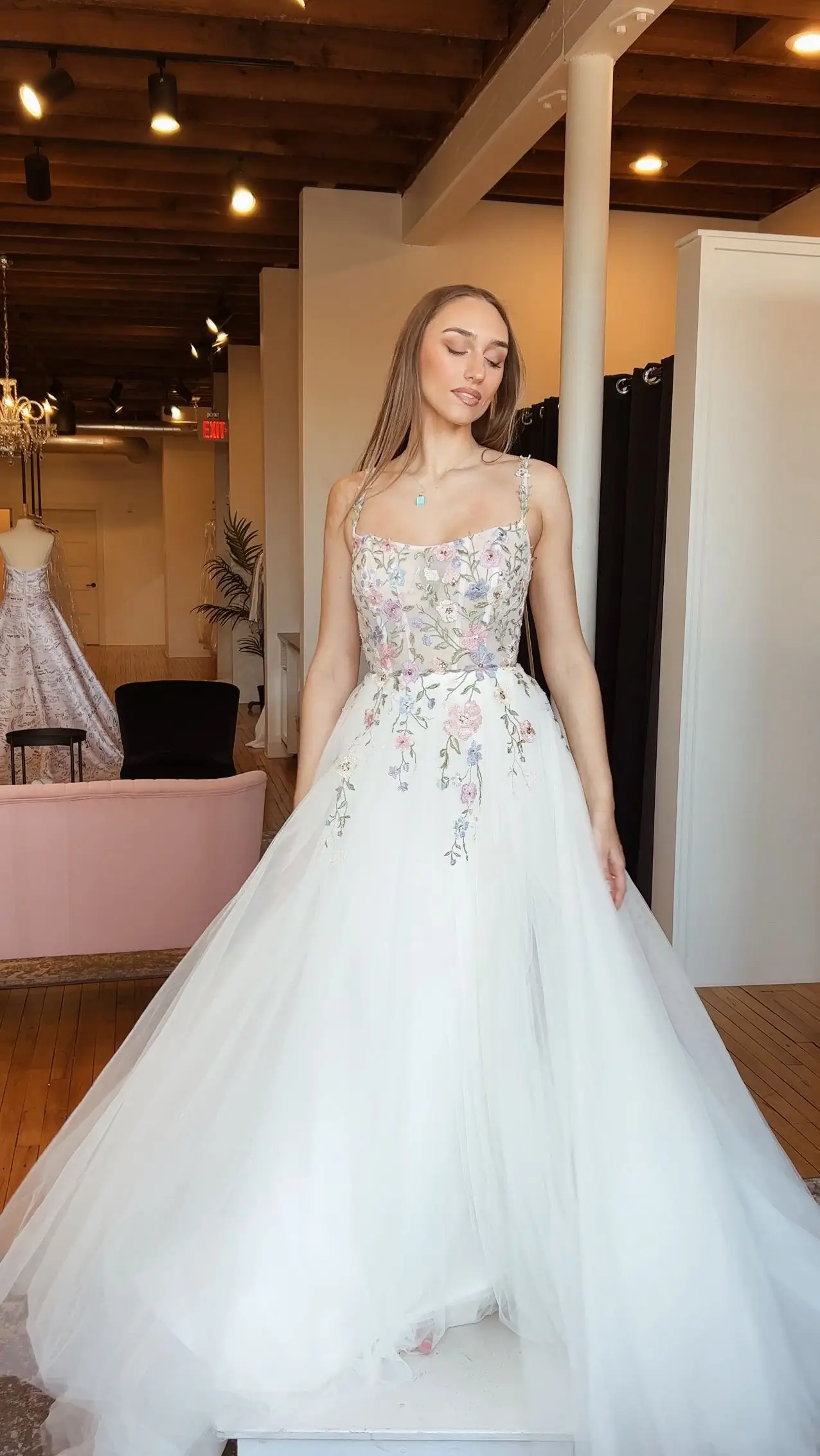 Kyoto Customize Colorful Flowers Embroidery Spaghetti Strap Wedding Dress  Court Train vestidos de novia Backless Evening Dresses - AliExpress 320